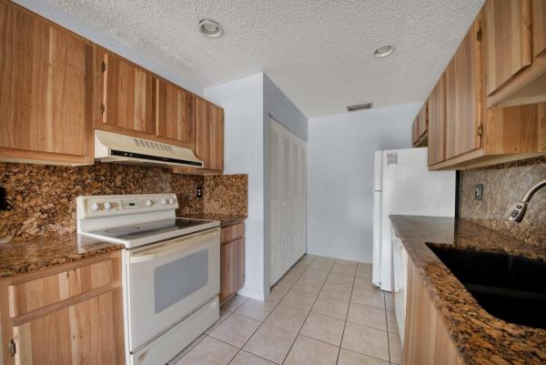 Delray Villas 3, 14535 Candy Way, Delray Beach, Florida 33484, image 2