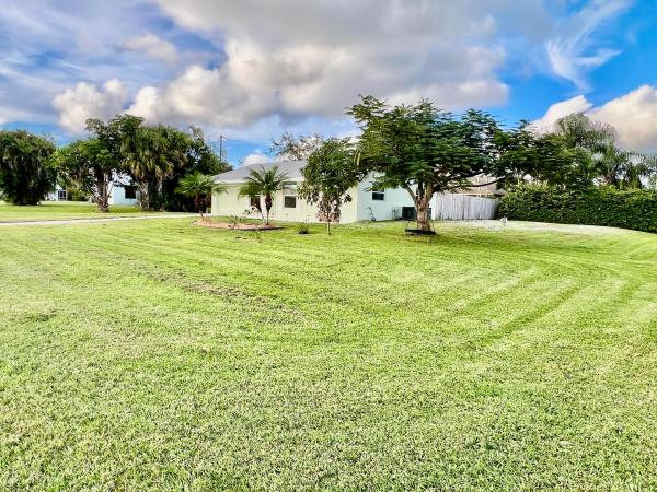 Riverview, 871 SE Thornhill Dr, Port St. Lucie, Florida 34983, image 3