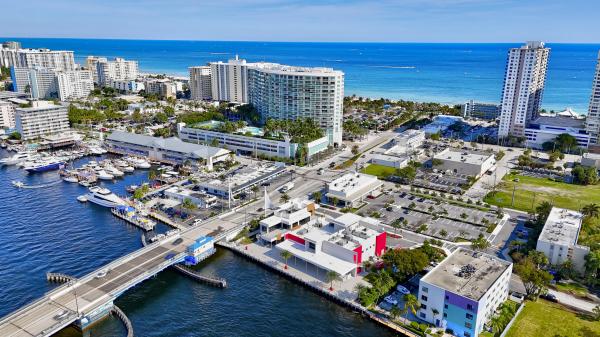 Pompano Beach Estates, 2720 SE 2nd St, Pompano Beach, Florida 33062, image 1