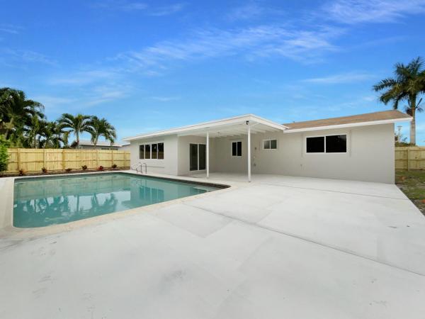 Pembroke Lakes, 1810 NW 111th Ter, Pembroke Pines, Florida 33026, image 1