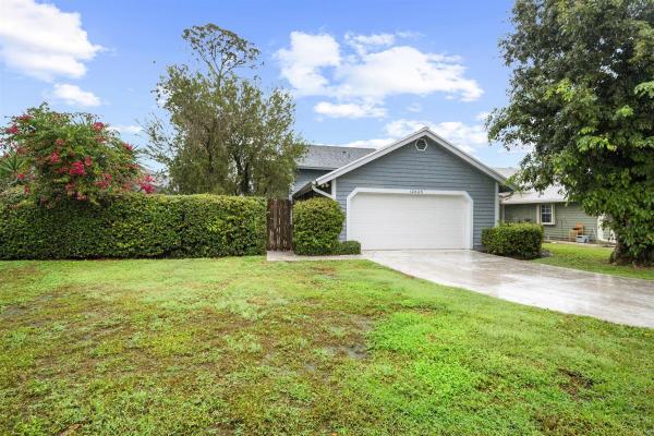 Tree Tops Of Wellington, 12625 Timber Ridge Cir, Wellington, Florida 33414, image 1