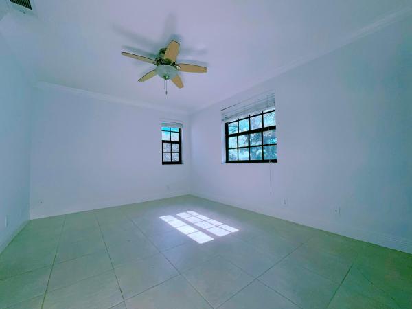 Lake Windwood, 3150 Leewood Ter #L221, Boca Raton, Florida 33431, image 1