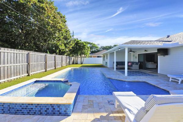 Tequesta Pines, 51 Russell St, Tequesta, Florida 33469, image 2