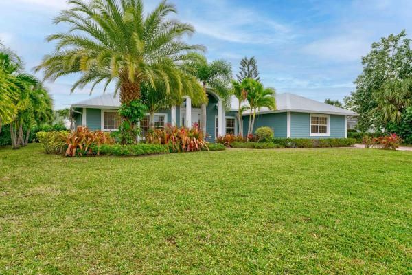 Tequesta Country Club, 112 Fairview W, Tequesta, Florida 33469, image 1