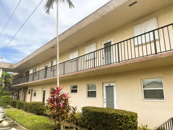 Lakeside Village, 770 Lori Dr #246, Palm Springs, Florida 33461, image 1