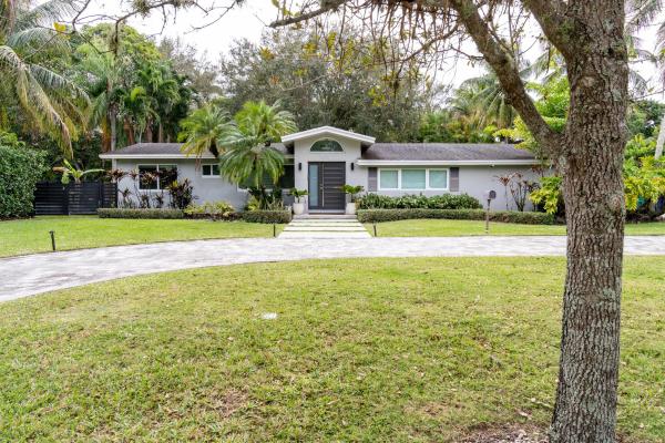 Andrews & Bigman, 7480 SW 117th St, Pinecrest, Florida 33156, image 1