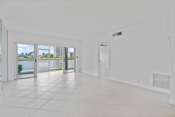 Ports O'Call, 20 Yacht Club Dr #108, North Palm Beach, Florida 33408, image 2