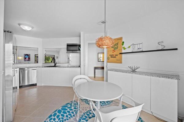 Lantern Walk, 210 Par Dr, Royal Palm Beach, Florida 33411, image 1