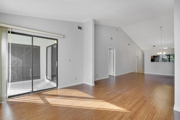 Lucerne Pointe, 7610 Tahiti Ln #204, Lake Worth, Florida 33467, image 1