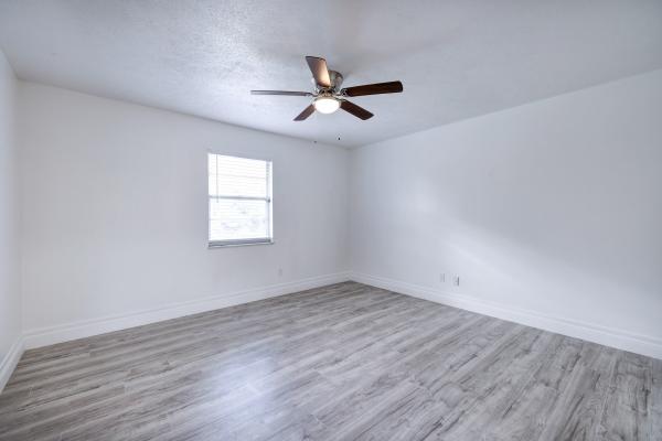 333 SE Thanksgiving Ave, Port St. Lucie, Florida 34984, image 1