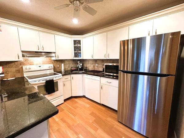 Pine Ridge South 2, 230 Pine Hov Cir #B-2, Greenacres, Florida 33463, image 2