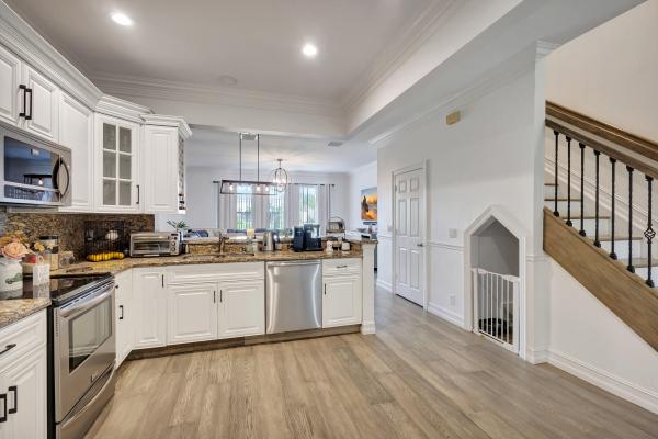 Pine Lake, 1123 Woodfield Ct, Greenacres, Florida 33415, image 2