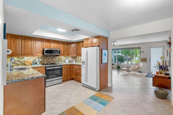 Sierra Heights, 457 SW 4th Ave, Boynton Beach, Florida 33435, image 1