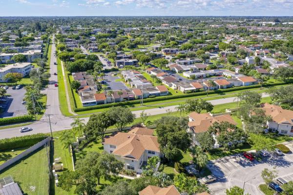 Wellesley At Lake Clarke Shores, 8165 Andover Ct #65B, Lake Clarke Shores, Florida 33406, image 1