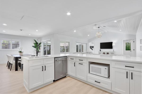 Hunt Club Colony, 21 SE Paddock Cir, Tequesta, Florida 33469, image 1