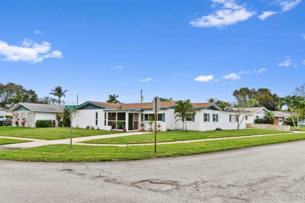 Ridgewood, 64 Willow Rd, Tequesta, Florida 33469, image 1