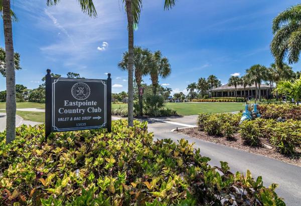 Briarwood At Eastpointe Country Club, 6944 Briarlake Cir #105, Palm Beach Gardens, Florida 33418, image 2
