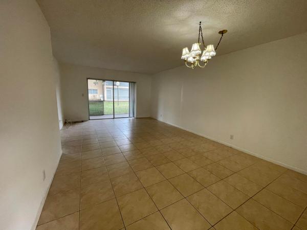 Sandalfoot Squire, 9354 SW 3rd St #605, Boca Raton, Florida 33428, image 1