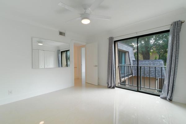 Waterview Estates, 701 Waterview Dr, Palm Springs, Florida 33461, image 3