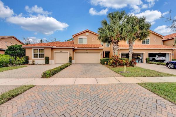 Colony Lake Townhomes, 4357 Colony View Dr, Lake Worth Beach, Florida 33463, image 1