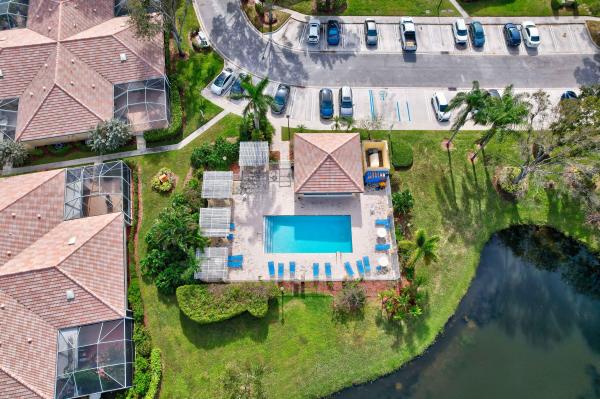 Sunterrace At The Gardens, 9165 Sun Terrace Cir #D, West Palm Beach, Florida 33403, image 2