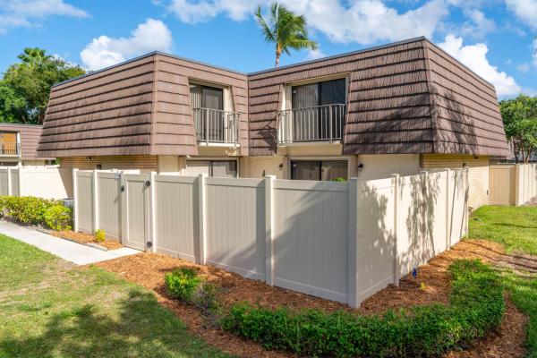 Heritage Village Of Palm Beach Lakes, 7208 72nd Way, West Palm Beach, Florida 33407, image 1