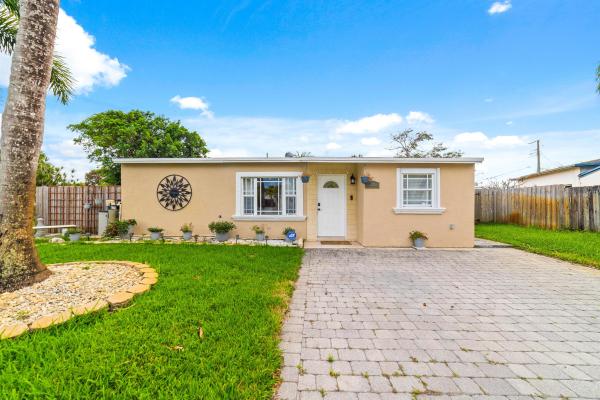 Collier Estates, 220 NE 61st St, Oakland Park, Florida 33334, image 1