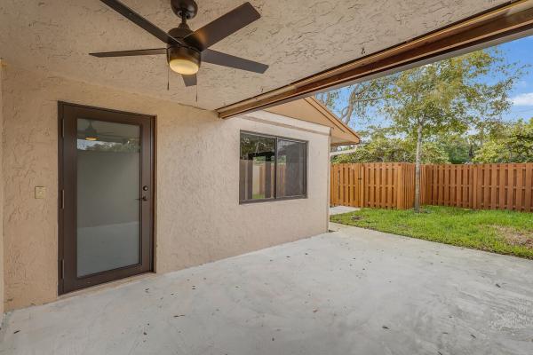 Cedarwood Villas, 1905 SW 24th Cir, Boynton Beach, Florida 33426, image 3