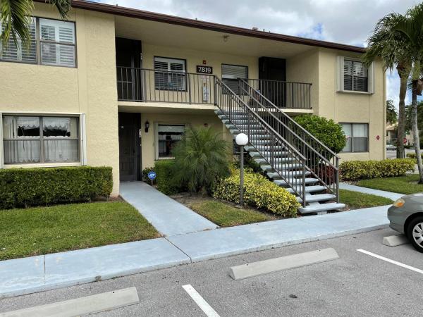 Gardens Of Willow Bend, 7819 Willow Spring Dr #426, Lake Worth Beach, Florida 33467, image 1