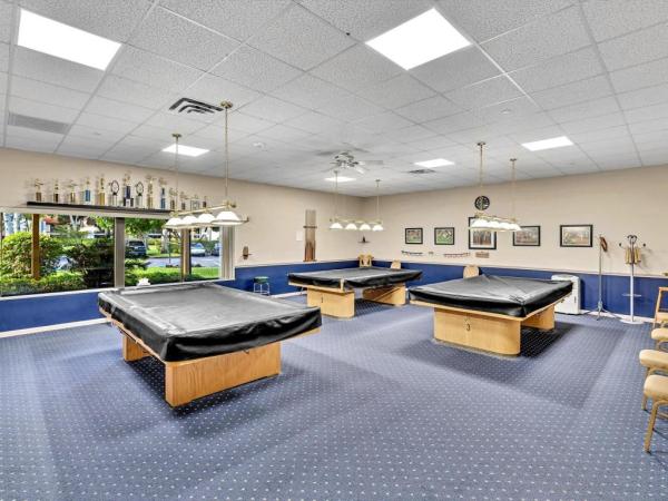 Lakeside Of Banyan Springs, 10101 Mangrove Dr #101, Boynton Beach, Florida 33437, image 2