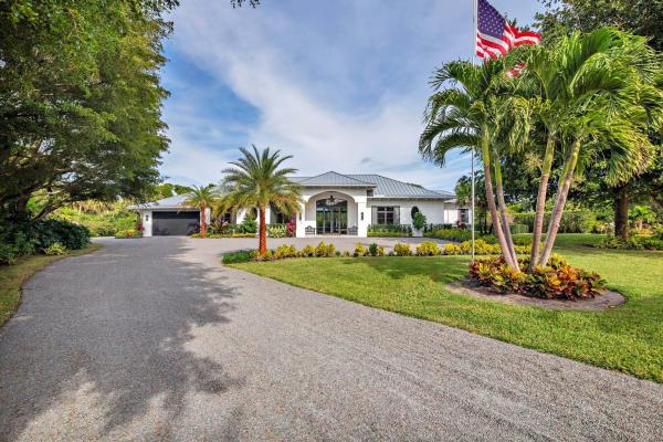 19 Country Rd, Village Of Golf, Florida 33436, image 1