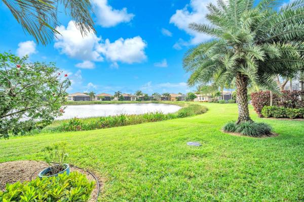 Valencia Cove, 8212 Green Mountain Rd, Boynton Beach, Florida 33473, image 2