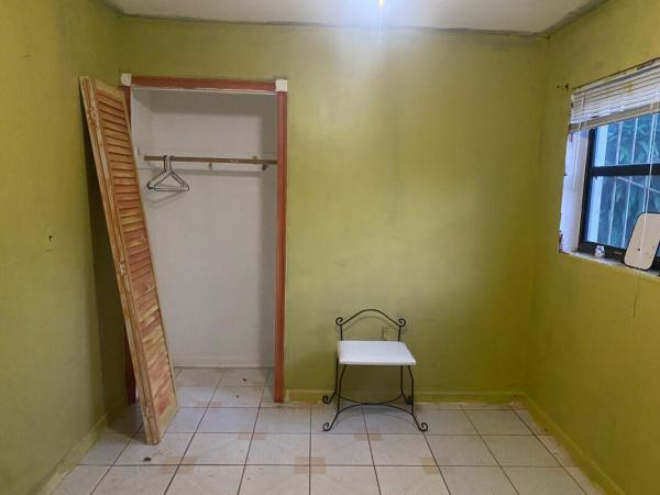 Gun Club Estates, 249 W Browning Dr W, West Palm Beach, Florida 33406, image 2