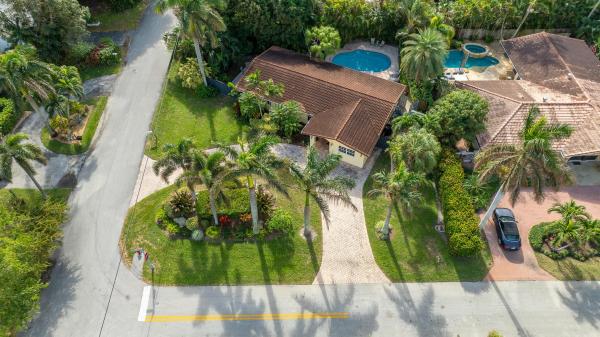Bel-Air, 1661 Bel Air Ave, Lauderdale By The Sea, Florida 33062, image 1