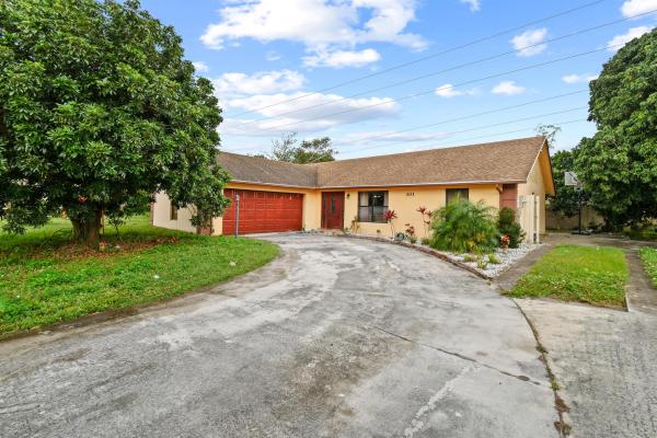 Lone Pine Estates, 301 Canterbury Dr, Riviera Beach, Florida 33407, image 1