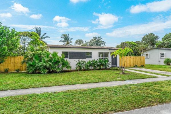 Jefferson Manor, 1312 Prospect St, Delray Beach, Florida 33444, image 1