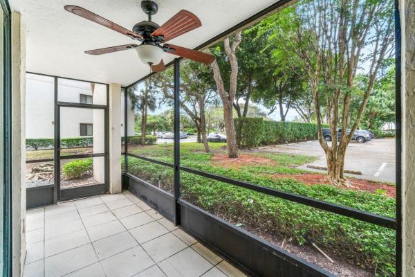 Lakeside At Delray, 2025 Lavers Cir #D111, Delray Beach, Florida 33444, image 1