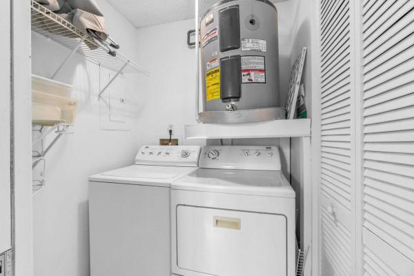 Lakeside At Delray, 2025 Lavers Cir #D111, Delray Beach, Florida 33444, image 2