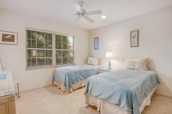 Cascade Lakes, 5057 Polly Park Ln, Boynton Beach, Florida 33437, image 2