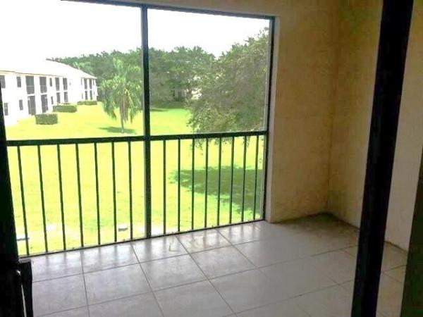 Lake Windwood, 320 Norwood Ter #N213, Boca Raton, Florida 33431, image 2
