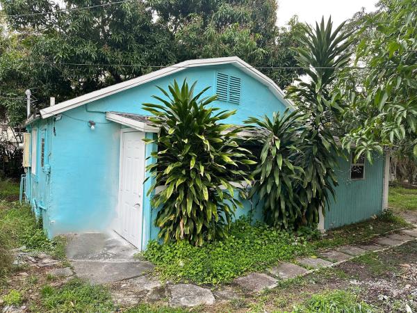 Lakeview Heights, 618 S Pine St #B, Lake Worth Beach, Florida 33460, image 1