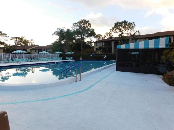 Pine Ridge North 3, 718 Sunny Pine Way #G1, Greenacres, Florida 33415, image 3