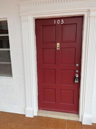 Garnet, 4270 NW 40th St #105, Lauderdale Lakes, Florida 33319, image 1