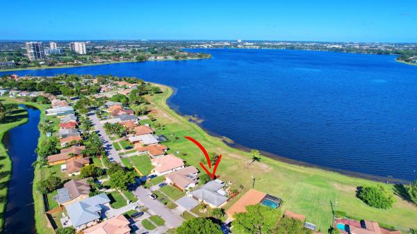 Roosevelt Estates, 1363 N Mangonia Dr, West Palm Beach, Florida 33401, image 1