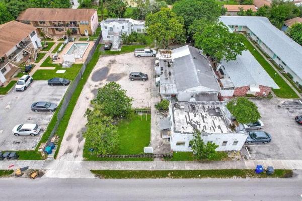 Hollywood Little Ranches, 2306 Van Buren St, Hollywood, Florida 33020, image 3