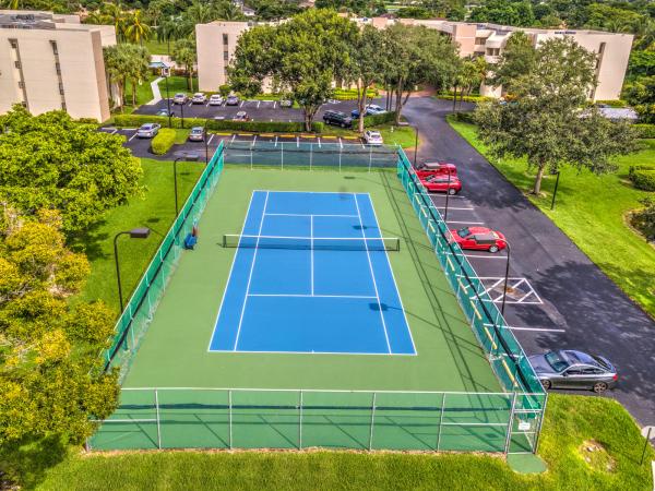 Camino Real Village, 5850 Camino Del Sol #407, Boca Raton, Florida 33433, image 1