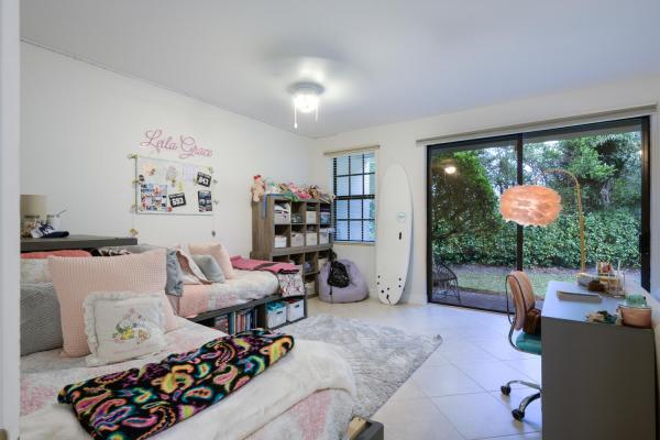 Casa Del Sol Of Tequesta, 404 Del Sol Cir, Tequesta, Florida 33469, image 3