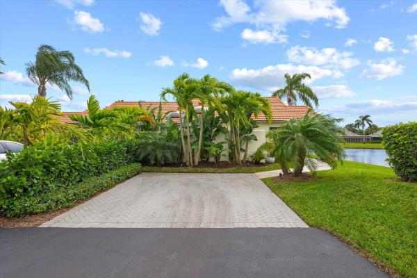 Las Casitas, 2227 Las Casitas Dr, Wellington, Florida 33414, image 1