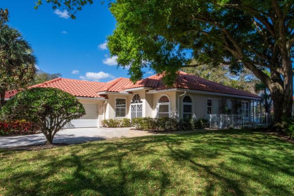Oaks East, 142 E Tall Oaks Cir, Palm Beach Gardens, Florida 33410, image 1