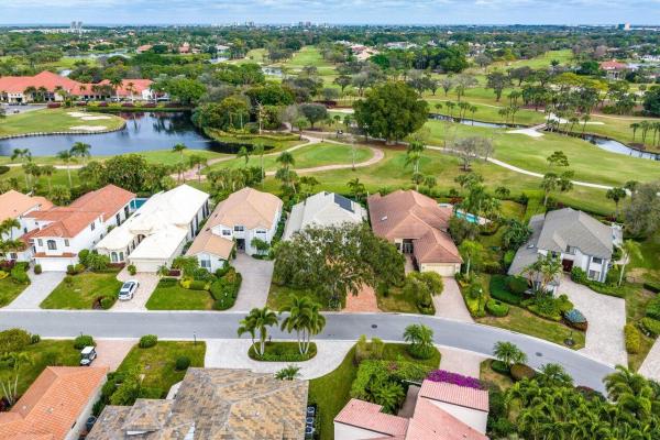 Frenchman's Creek Beach & Country Club, 13348 Verdun Dr, Palm Beach Gardens, Florida 33410, image 2